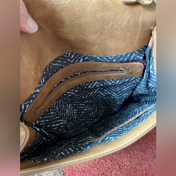 Boho Braided Purse - Picture 2 of 2